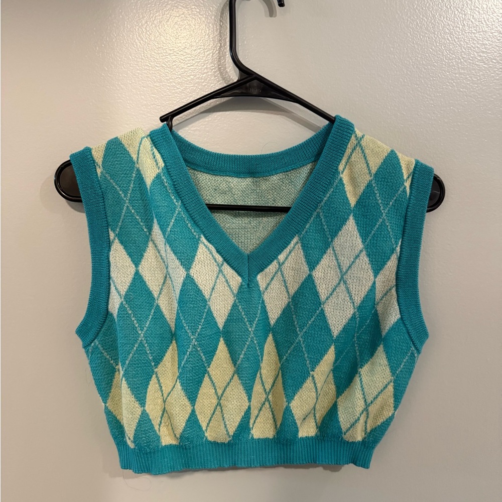 Argyle Knit Cropped Vest in Teal and Yellow